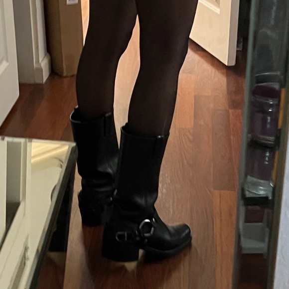 Frye Ladies Motorcycle Boots - Picture 5 of 6